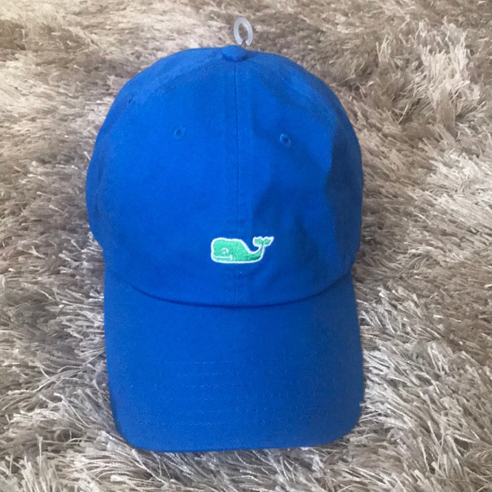 New- Vineyard Vines hat